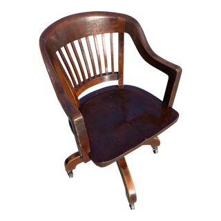 Mid-Century Maple Bankers Chair on Casters For Sale
