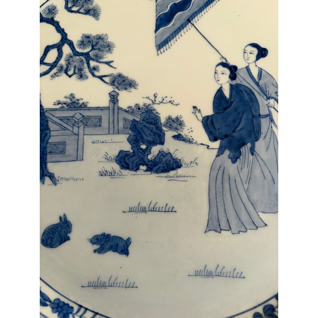 Blue & White Hand-Painted Chinoiserie Display Plate For Sale In Philadelphia - Image 6 of 7