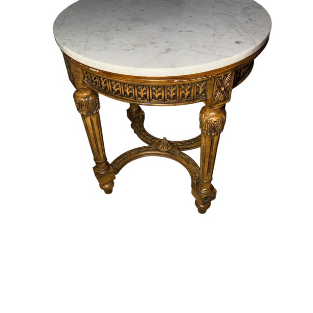 Mid 20th Century Oversized 24.5” Louis XVI Marble Top Side Table – Attributed to Hooker Furniture For Sale In Los Angeles - Image 6 of 10