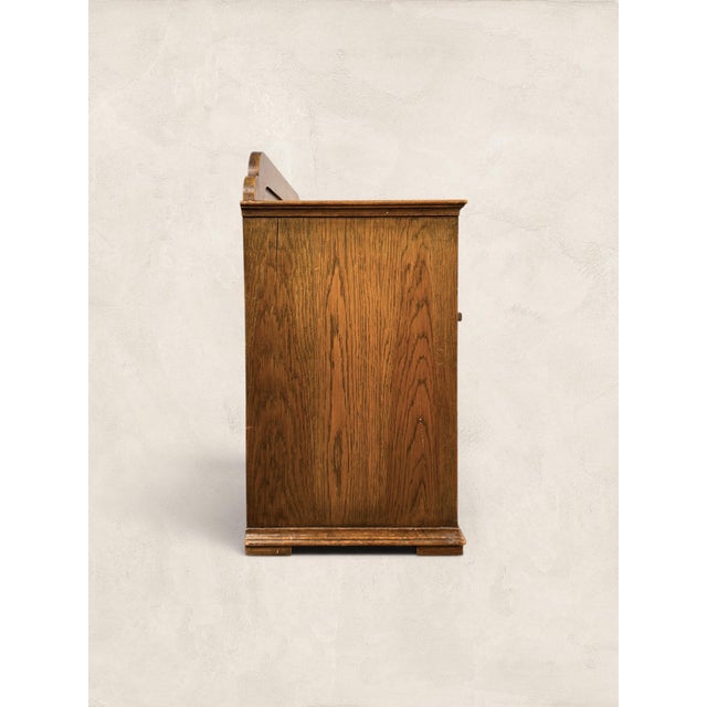 Early 19th Century English Oak Monks Bench With Storage For Sale In Tampa - Image 6 of 7