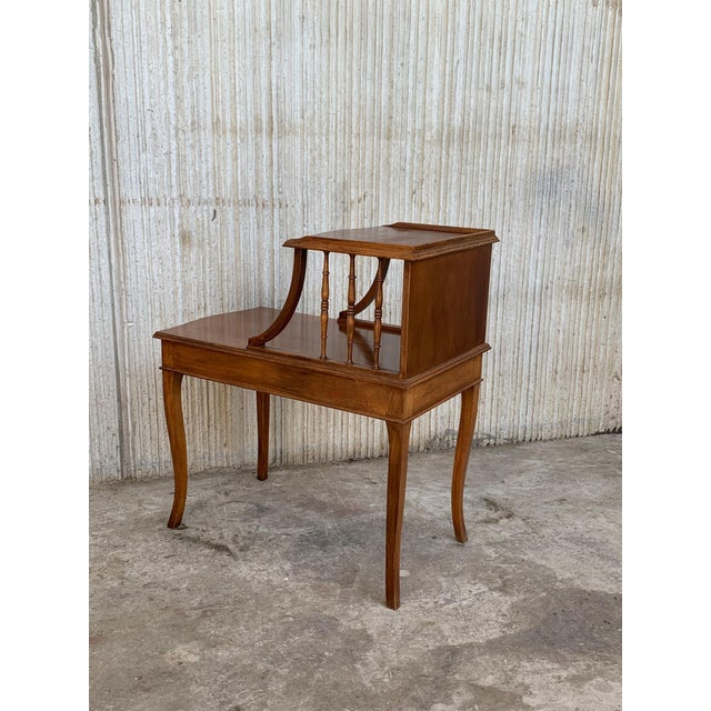 Pair of Early 20th Century Louis XV Walnut Nightstands Bedside Tables For Sale - Image 12 of 18