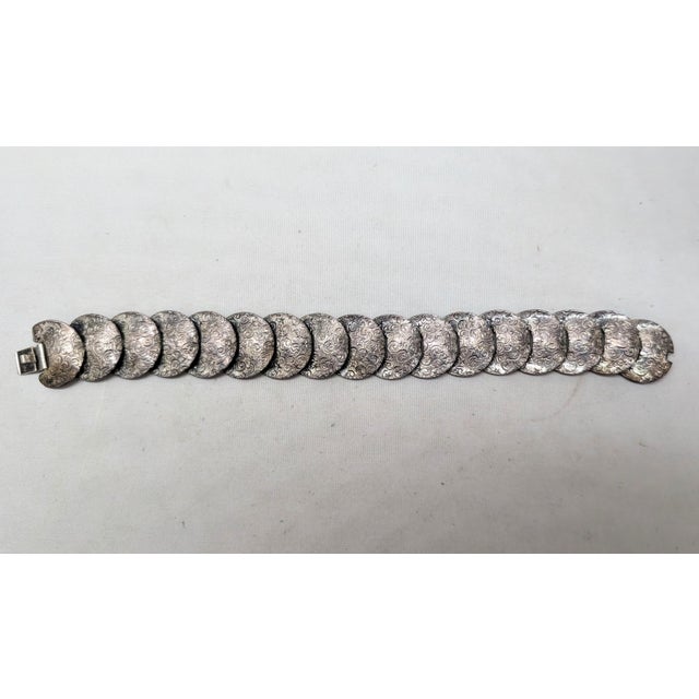 Silver Vintage 1950s Signed Napier Silvertone Etched Stars & Clouds Round Link Bracelet For Sale - Image 8 of 9
