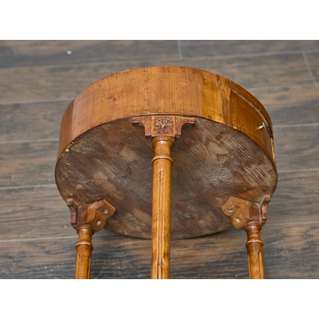 French Louis XVI Walnut Side Table with Single Drawer and Fluted Legs For Sale - Image 4 of 12