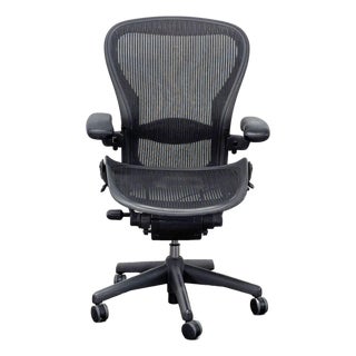 Herman Miller Aeron Size C Ergonomic Office Chair - Adjustable, Black Mesh For Sale