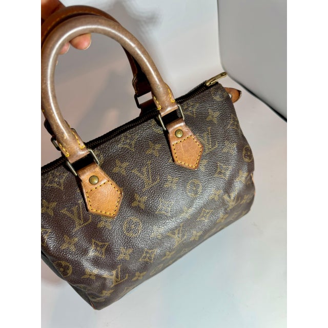 Vintage LOUIS VUITTON Brown Monogram Canvas Speedy 30, Most popular Mini Bag For Sale - Image 17 of 18