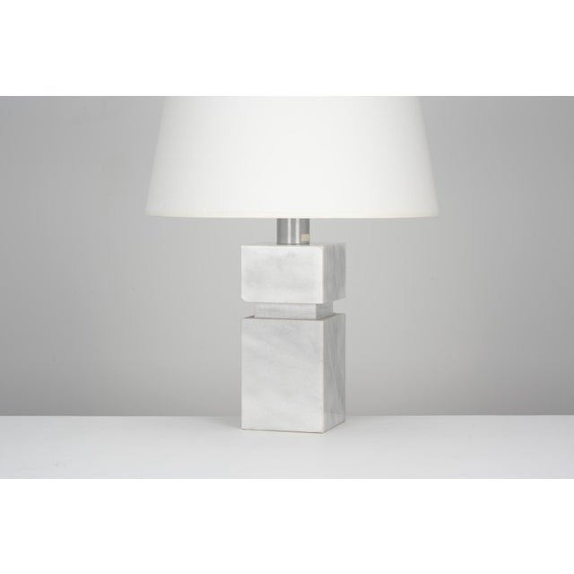 Plain Carrara marble. 8kg super heavy. Sold without shade. European Plug (up to 250V).The wiring of this item may be...