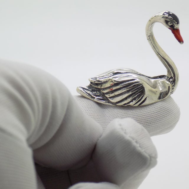 Graceful vintage miniature depicting a swan, handmade in Italy between the 1970s and 1980s in genuine Italian silver. A...