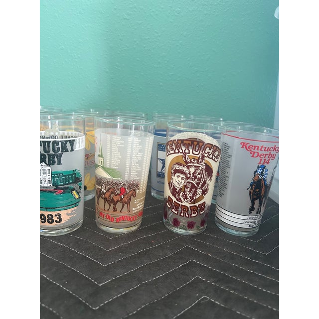 Glass Vintage Triple Crown Horse Racing Glass Collection – Kentucky Derby, Preakness & Belmont – 44 Pieces For Sale - Image 7 of 9