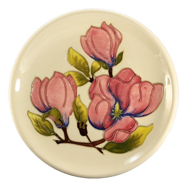 Moorcroft Flambe Pottery Plate With Magnolia Blooms, England 10.5" For Sale