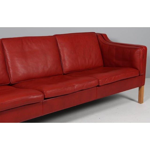 Model 2213 Three-Seat Sofa in Red Brown Leather by Børge Mogensen for Fredericia For Sale - Image 6 of 9