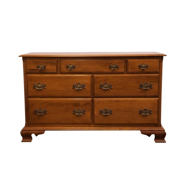 Ethan Allen Heirloom Nutmeg Maple Colonial Early American 54" Double Dresser 10-5302 For Sale - Image 10 of 14