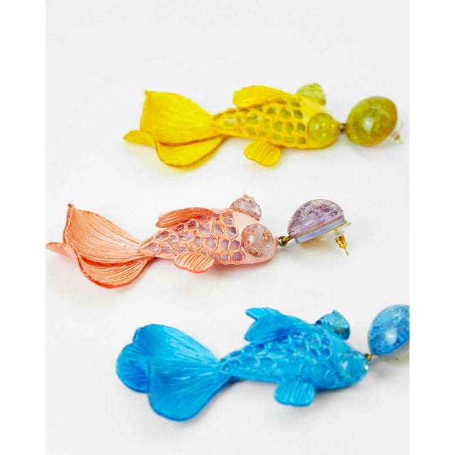 Handmade in France, workshop labeled "Living Heritage Company" Weight: 28 grams per pair. Dimensions: of a single fish:...