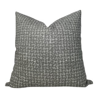 Camber Linen Pillow Cover in Charcoal, 20x20 Pillow For Sale