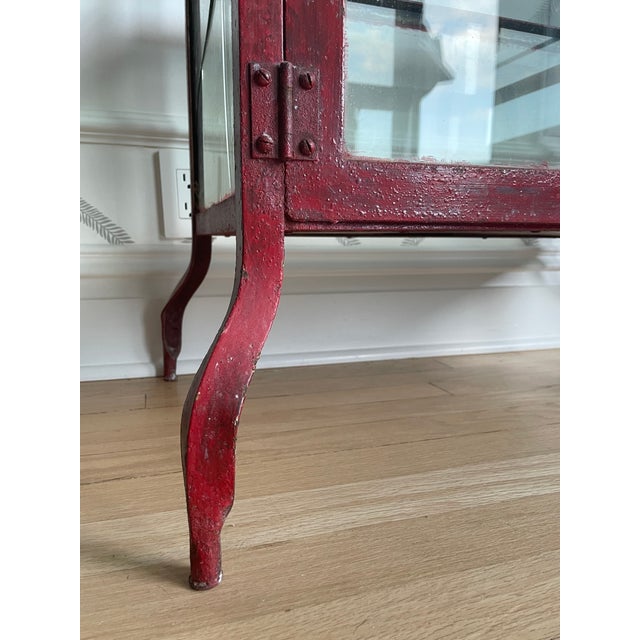 Early 20th Century Antique Metal & Glass Medical Cabinet With Industrial/Eiffel Tower Vibe For Sale - Image 4 of 7
