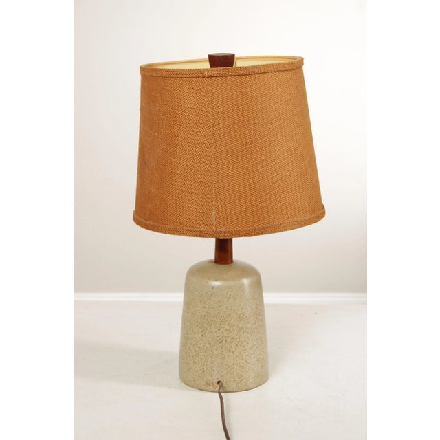 Jane and Gordon Martz Mid Century Modern Glazed Stoneware Table Lamp For Sale - Image 4 of 12