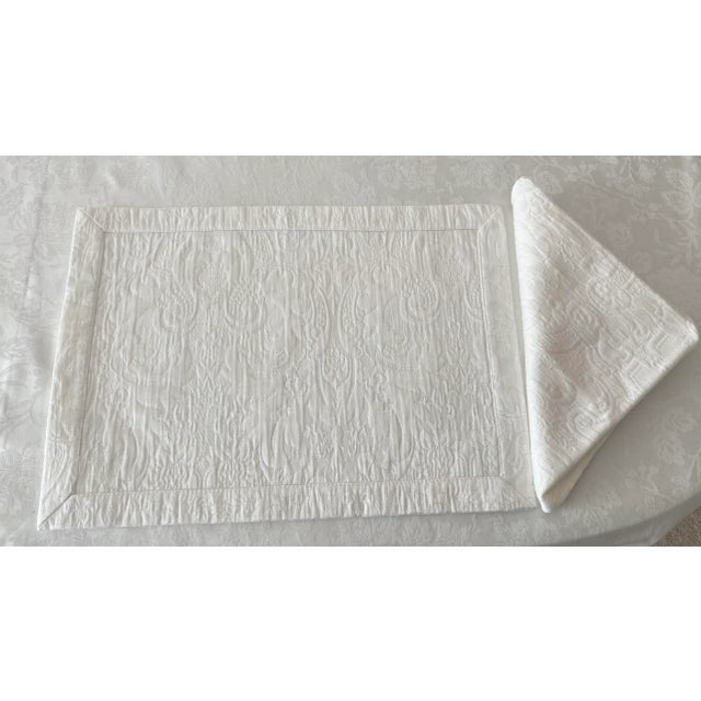 Waterford White Tableware Linens Placemats and Napkins Set- 14 Pieces Excellent Vintage Condition For Sale - Image 10 of 11
