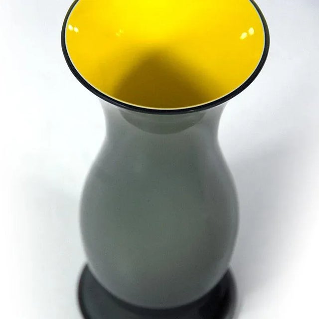 Vintage Italian Glass Salviati Vase For Sale - Image 6 of 11