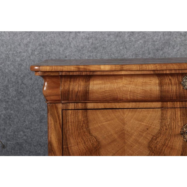 Antique Biedermeier Louis Phillipe Secretaire in Walnut, 1840 For Sale - Image 9 of 18