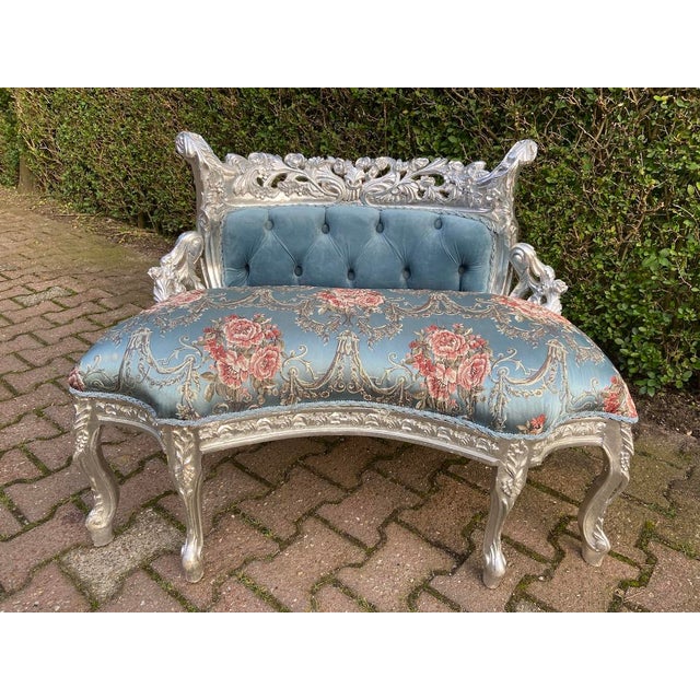 1970s 1970s French Louis XVI Blue Silver Beech Settee 1 Pc For Sale - Image 5 of 15