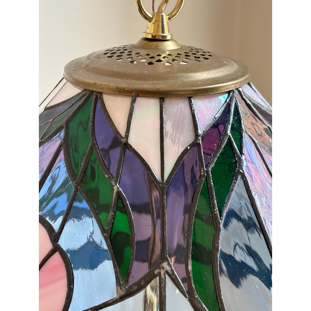 Vintage Tiffany-Inspired Stained Glass Hummingbird Pendant Lamp For Sale - Image 13 of 18