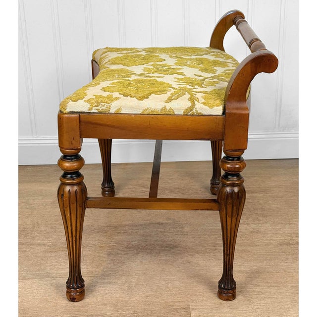 Vintage Traditional Maple Vanity Bench Seat W/ Green Floral Cushion For Sale - Image 6 of 12