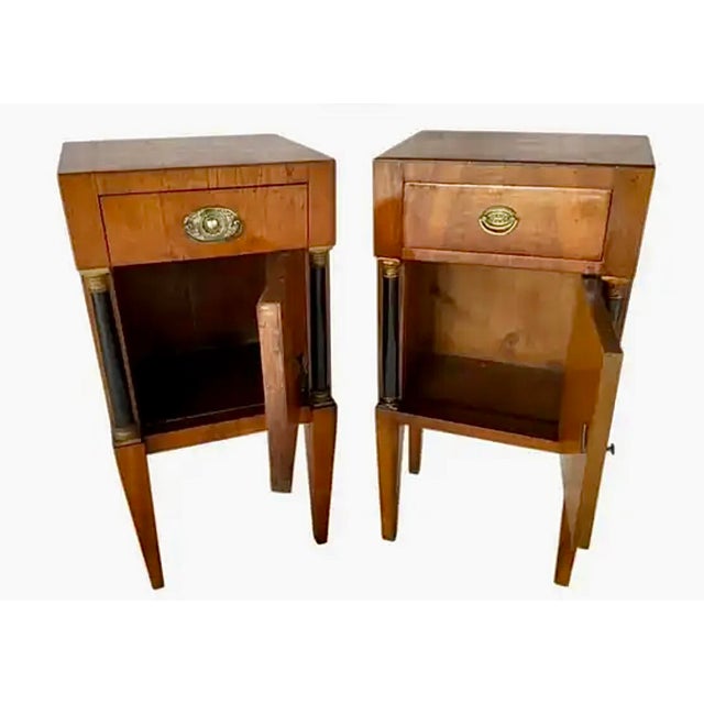Neoclassical Assembled Pair of 19th Century Italian Neoclassical Walnut Bedside Cabinets For Sale - Image 3 of 9