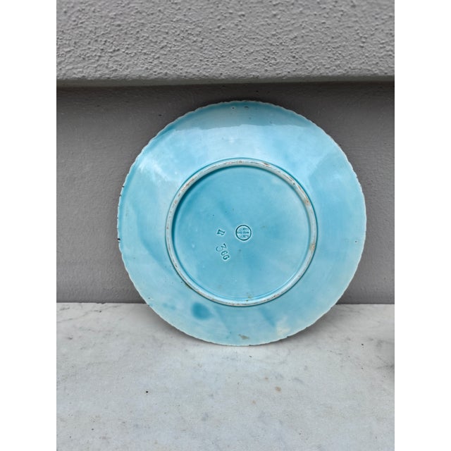 Rustic Majolica Grape Plate Villeroy Boch Circa 1890 For Sale - Image 3 of 3