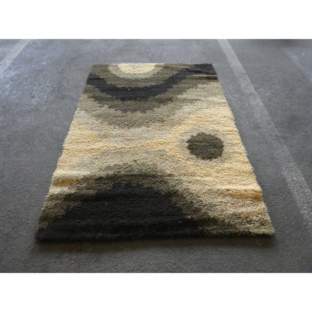 1970's Scandinavian Geometric Rya Rug- 4′ × 5′10″ For Sale In Miami - Image 6 of 7