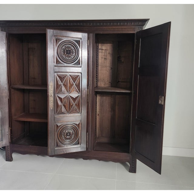 Antique Hand-Carved Renaissance Revival 3-Door Armoire/Cabinet in Dark Oak For Sale In Miami - Image 6 of 6
