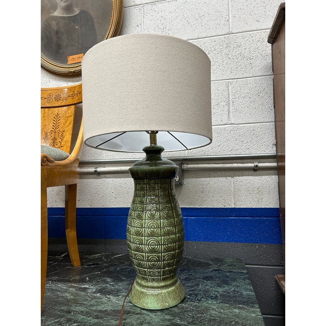 1960s Vintage Mid-Century Green Ceramic Table Lamp For Sale - Image 5 of 5