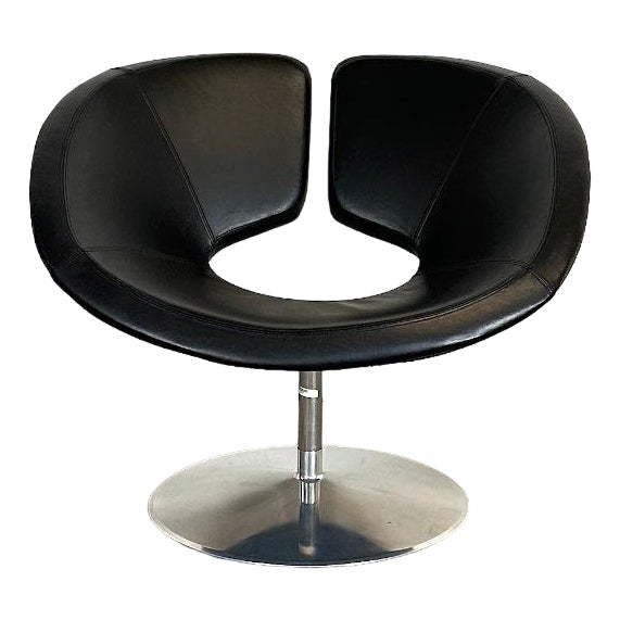 Apollo Armchair from Artifort For Sale