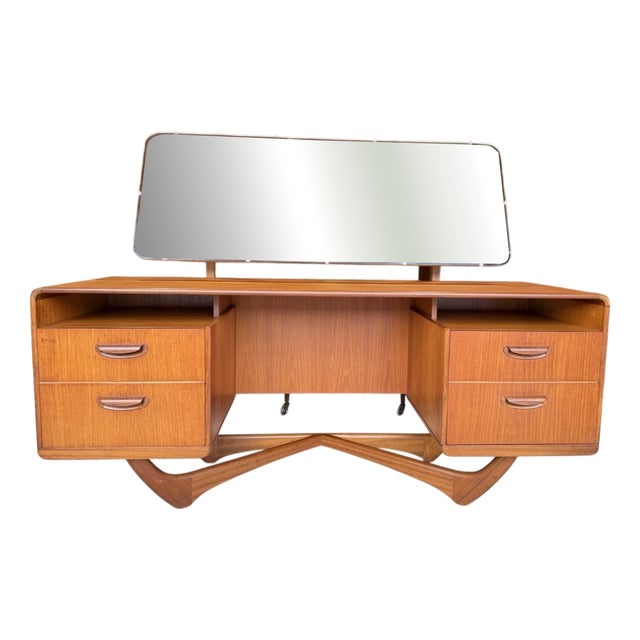 Mid-Century Modern Teak Dressing Table by Val Rossi for Beithcraft For Sale