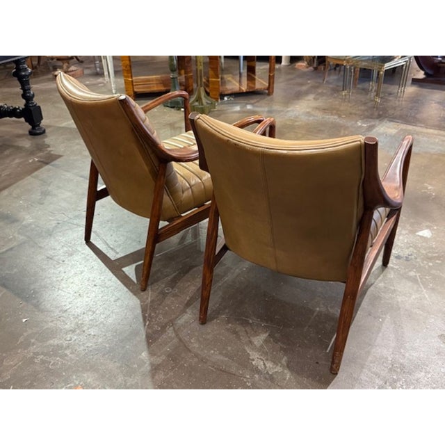 Transitional Pair of Vintage Danish Oak and Leather Club Chairs For Sale - Image 3 of 4