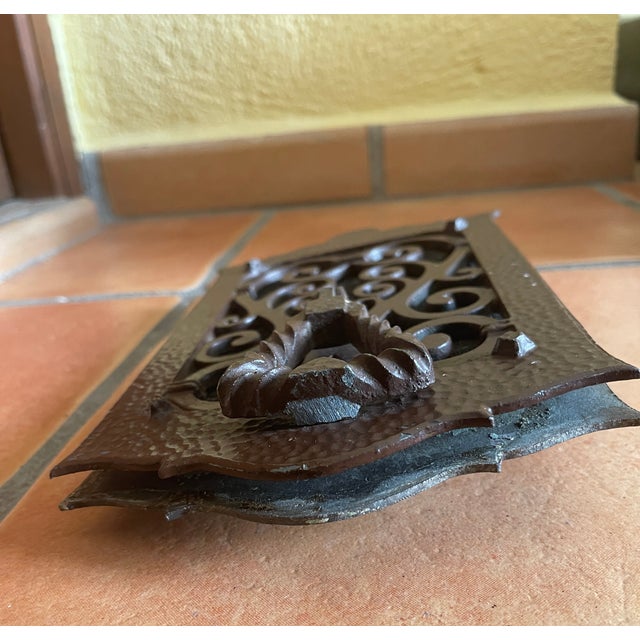 Antique Circa 1930 "Dorgril" One-Piece Speakeasy Door Viewer & Knocker For Sale - Image 6 of 17