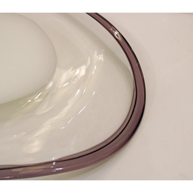 Pair of Murano glass dishes as centrepieces, Italy Late 20th century For Sale In New York - Image 6 of 7
