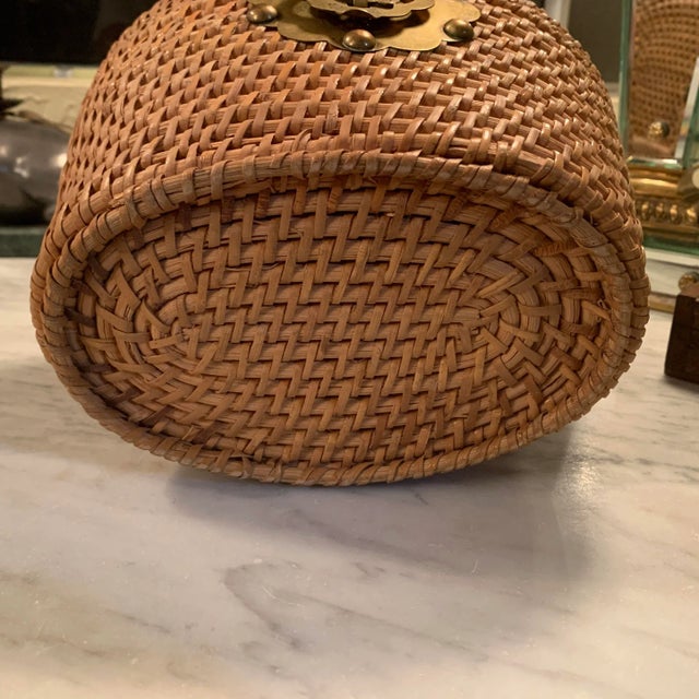 Vintage Asian Wicker Brass Lunch Basket or Purse For Sale In Seattle - Image 6 of 10