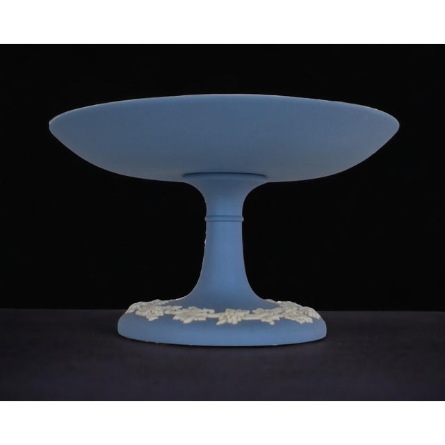Beautiful vintage 1970s Wedgwood Tazza small pedestal stand in blue jasperware with 3-D white grapevine pattern on both...