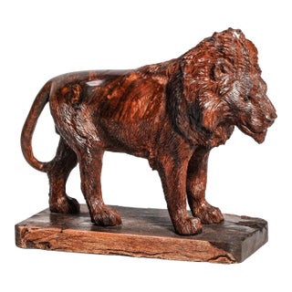 Wonderful Hand Carved Wood Antique Victorian Male Lion Statue Sculpture Home Decor Black Forest Style For Sale