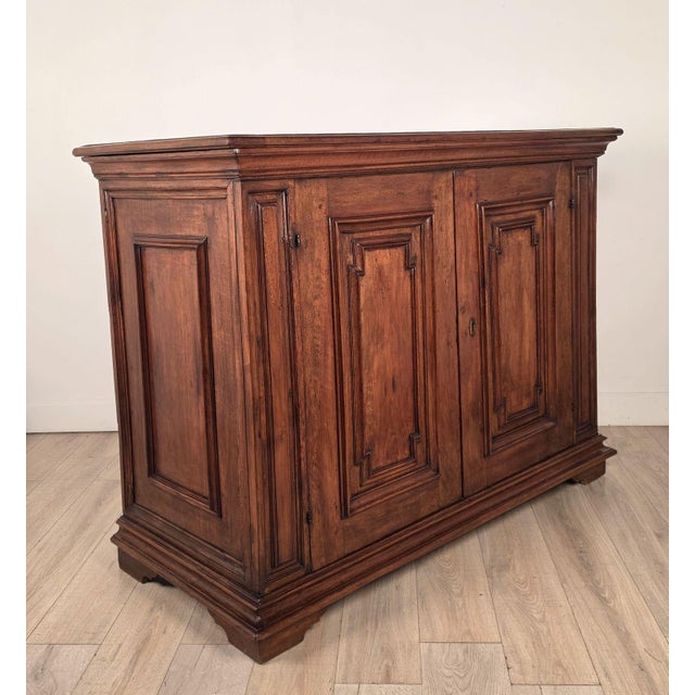 Mid 18th Century Italian Baroque Walnut Cabinet/Buffet/Sideboard, Circa 1760 For Sale - Image 5 of 11