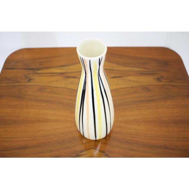 Pyjamas Vase by J. Formankova, 1960s, in Very Good conditions. Designed 1960 to 1969