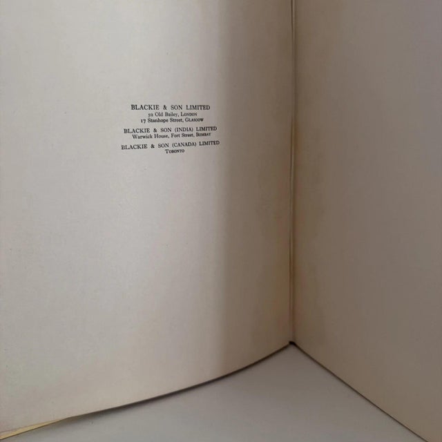 Stirabout Stories by Madeline Barnes, First Edition Publ. Glasgow, UK 1939 For Sale - Image 4 of 10