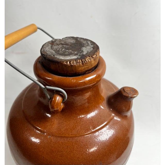 Farmhouse Early Hull Pottery Stoneware Jug 1920s Brown Glaze With Handle & Stopper Marked “H” For Sale - Image 3 of 9