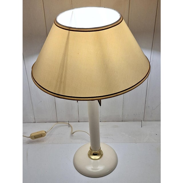 Vintage Table Lamp in Cream-White Lacquered Beech Wood Base and Fabric Shade, 1980s For Sale - Image 3 of 7