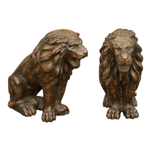 Pair of Italian 1880s Small Walnut Hand Carved Lion Sculptures with Dark Patina For Sale