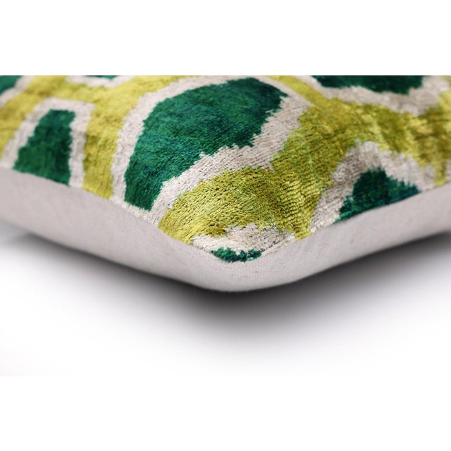 Mid-Century Modern The Lime & Emerald Honeycomb Silk Velvet Pillow - 20" X 20" For Sale - Image 3 of 8