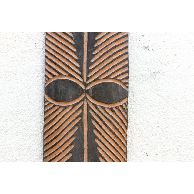 1960s Handcarved Tribal Wall Hanging Shield For Sale - Image 5 of 9