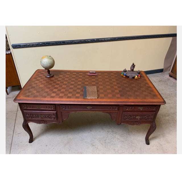 Age: circa 1910 Wood type: solid oak Condition: very good, meticulously maintained, and ready-to-use original condition...