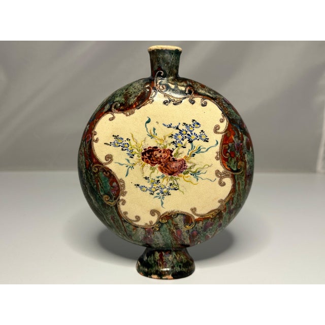 Early 20th Century Japanese Hand-Painted Flambe Glazed Moon Flask: Artist Signed, Meiji Period For Sale - Image 5 of 9