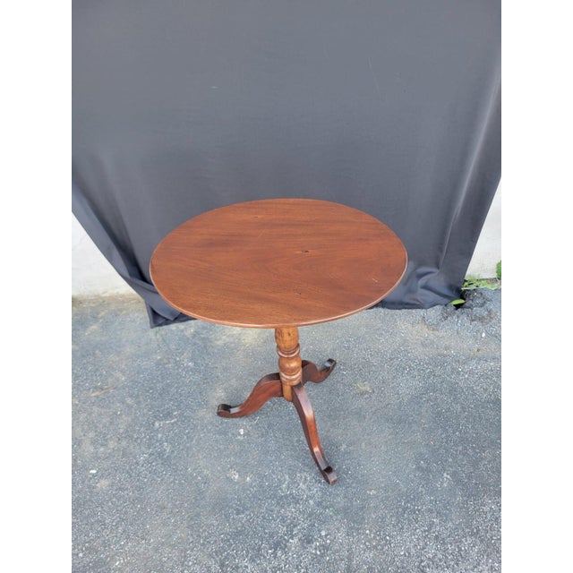 Wood 19th Century American Cherry Candle Stand Table Refurbished For Sale - Image 7 of 18