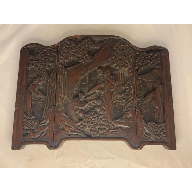 Antique Carved Chinese Table Screen: Figural Garden Scene For Sale - Image 6 of 9